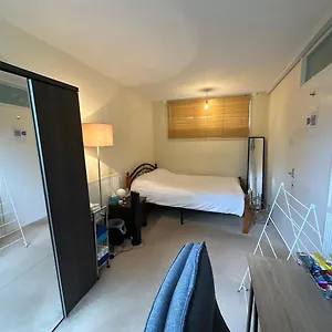 private-room-near-canary-wharf.cambridgehotelsuk.com/